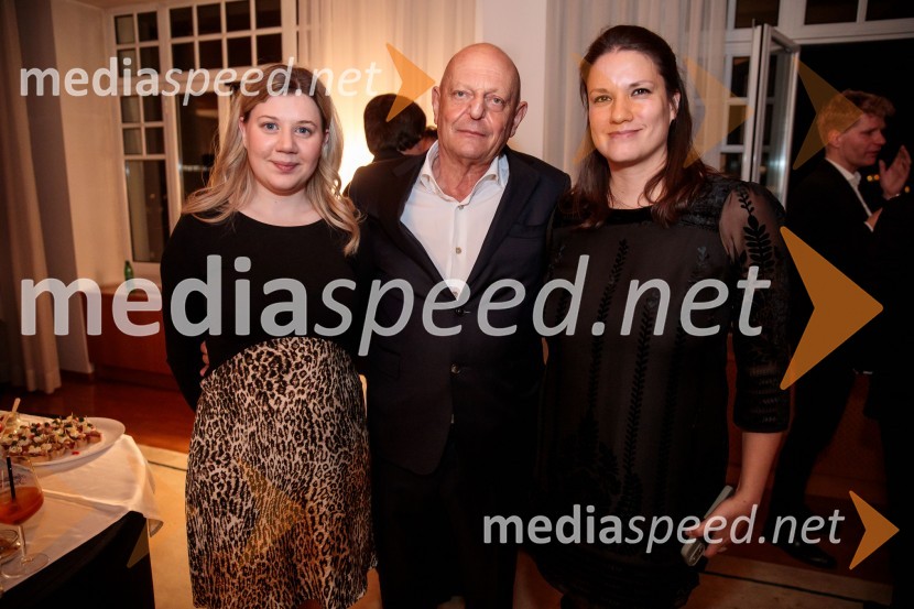  Kaja Deutschbauer, Odvetniška pisarna Senica & partnerji, d.o.o;  Miro Senica, odvetnik;  ... Srečanje Alumni kluba Fundacije Parus