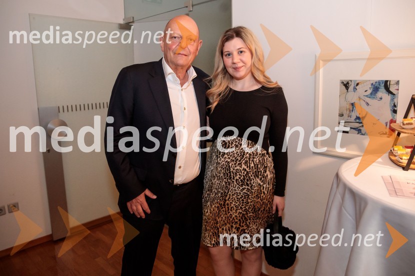  Miro Senica, odvetnik;  Kaja Deutschbauer, Odvetniška pisarna Senica & partnerji, d.o.oSrečanje Alumni kluba Fundacije Parus