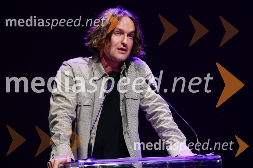 dr. Jure Simoniti, filozofSivo na sivem: predavanje dr. Slavoja Žižka in dr. Jureta Simonitija, Cankarjev dom