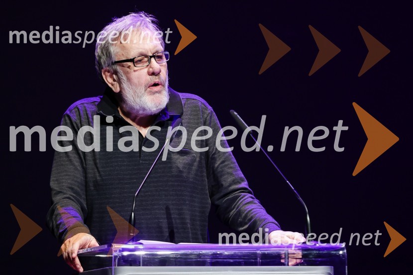 dr. Slavoj Žižek, filozofSivo na sivem: predavanje dr. Slavoja Žižka in dr. Jureta Simonitija, Cankarjev dom