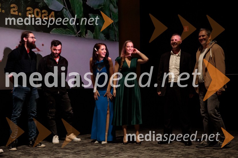  ... ;  ... ;  Darja Krhin, igralka;  Lea Cok, igralka;  Dejan Babosek, režiser;  Borut BerdenPremiera filma Jama v Cineplexx Ljubljana