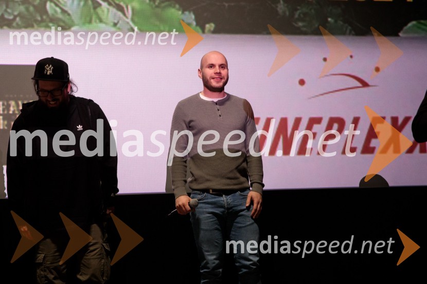  Jan Predan Zvonar, igralecPremiera filma Jama v Cineplexx Ljubljana