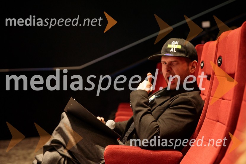  Klemen Bunderla, radijski voditelj, radio AktualPremiera filma Jama v Cineplexx Ljubljana