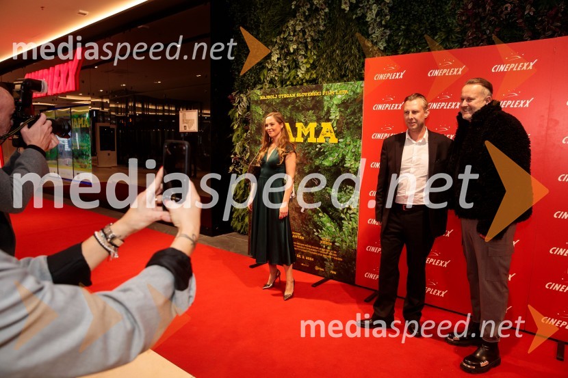  Lea Cok, igralka;  Dejan Babosek, režiser;  Miran Miki Vlahovič, glasbenikPremiera filma Jama v Cineplexx Ljubljana
