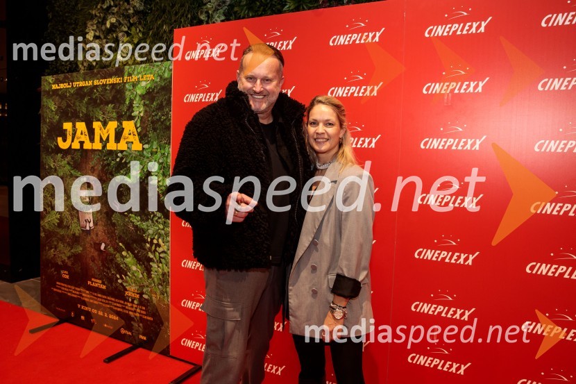  Miran Miki Vlahovič, glasbenik;  Petra VlahovićPremiera filma Jama v Cineplexx Ljubljana