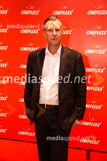  Dejan Babosek, režiserPremiera filma Jama v Cineplexx Ljubljana