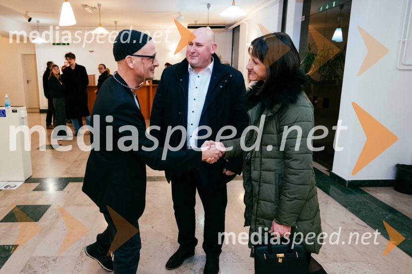  Miha Golob, upravnik in umetniški vodja, SLG Celje;  Boris Goličnik, župan, Občina Šoštanj;  ... Slavnostno obeležje 80. obletnice smrti Karla Destovnika - Kajuha