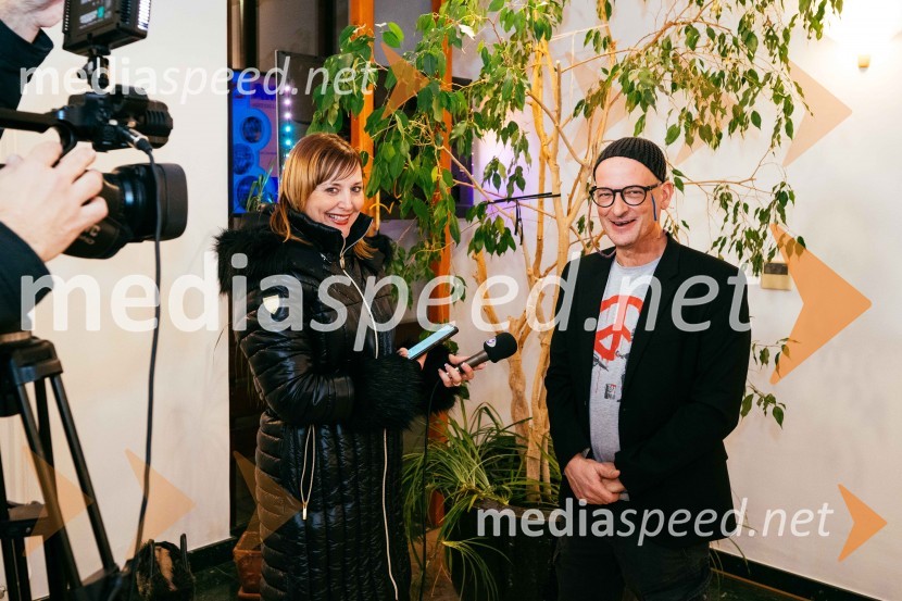  Andreja  Petrovič,  moderatorka ;  Miha Golob, upravnik in umetniški vodja, SLG CeljeSlavnostno obeležje 80. obletnice smrti Karla Destovnika - Kajuha