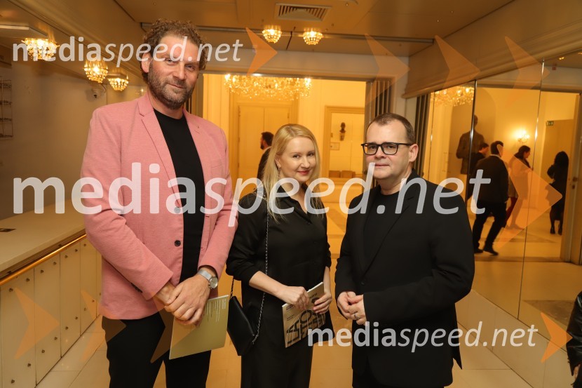  Dejan Juravič, urednik operne glasbe, Radio Slovenija ARS;  Tina Šrot, novinarka uredništva oddaj o kulturi na TVS;  Alan Kavčič, predstavnik za odnose z javnostmi SNG MariborPremiera Puccinijeve opere Lastovka v Operi in Baletu Slovenskega narodnega gledališča Maribor