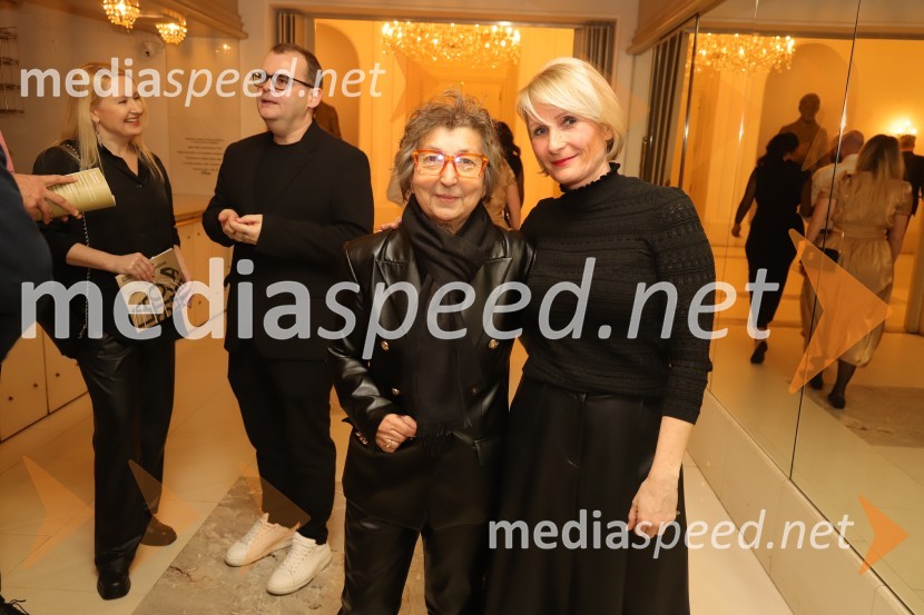  Dragica Petrovič, režiserka in producentka;  Anja  Žižek, marketing SNG MariborPremiera Puccinijeve opere Lastovka v Operi in Baletu Slovenskega narodnega gledališča Maribor