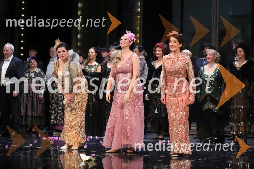  Dada Kladenik, pevka;  Mojca Potrč, pevka;  Martina Ledinek, operna pevkaPremiera Puccinijeve opere Lastovka v Operi in Baletu Slovenskega narodnega gledališča Maribor