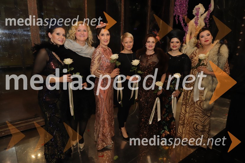  Renata Krajnc;  Andreja Zakonjšek Krt, sopranistka;  Martina Ledinek, operna pevka;  Zsuzsa Budavari Novak, zborovodkinja;  Terezija Potočnik Škofič;  Nina Hvalec;  Dada Kladenik, pevkaPremiera Puccinijeve opere Lastovka v Operi in Baletu Slovenskega narodnega gledališča Maribor