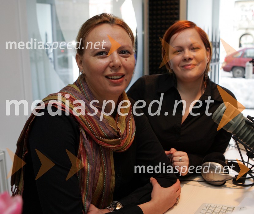 Suzana Mihelin Ritlop, solastnica in članica vodstva komunikacijske skupine SPEM in Darja Potočan, programska urednica Radia 1Radio 1, otvoritev nove radijske postaje