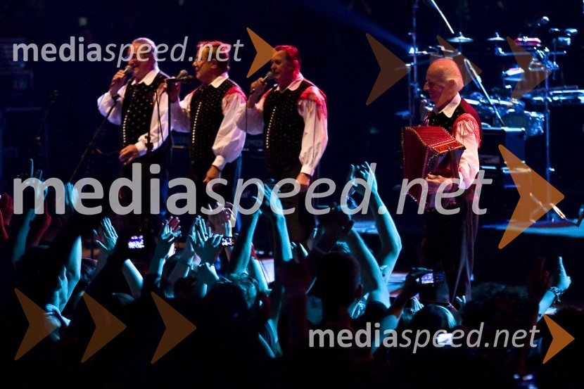 Ansambel Lojzeta SlakaZaključni koncert skupine Big Foot Mama z gosti