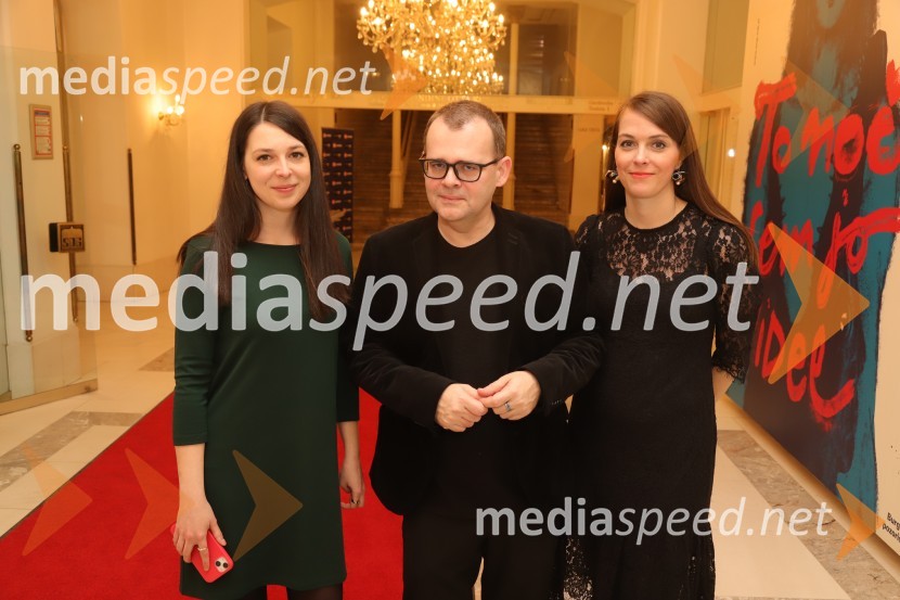  Zala Koren,  urednica socialnih omrežij, SNG Maribor Drama;  Alan Kavčič, predstavnik za odnose z javnostmi SNG Maribor;  Špela Lešnik, producentka Drame SNG MariborTartuffe, premiera v SNG Maribor