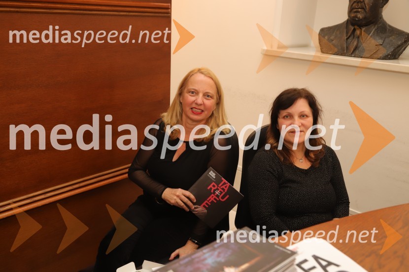  Jasmina Leskovar, SNG Maribor;  Renata Dimitrušev, SNG MariborTartuffe, premiera v SNG Maribor