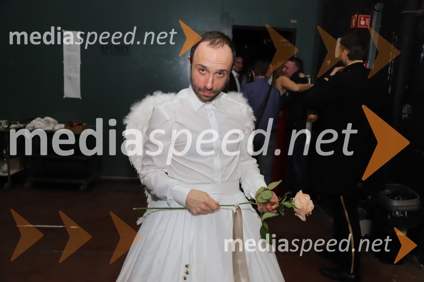  Nejc Ropret, igralecTartuffe, premiera v SNG Maribor