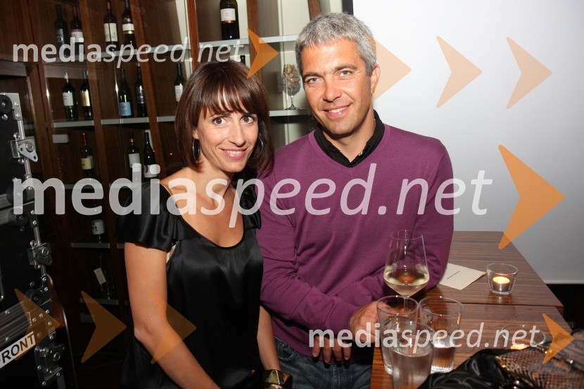 Marko Arsenovič, direktor podjetja S.Oliver SLO in soproga Maja Arsenovič, direktorica marketinga podjetja S.Oliver SLORožmarin, koncert skupine Leeloojamais