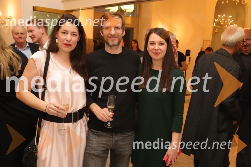  Minca Lorenci, igralka; Dr. Samo Granda;  Zala Koren,  urednica socialnih omrežij, SNG Maribor DramaTartuffe, premiera v SNG Maribor