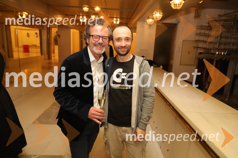  Vojko Belšak, igralec;  Nejc Ropret, igralecTartuffe, premiera v SNG Maribor