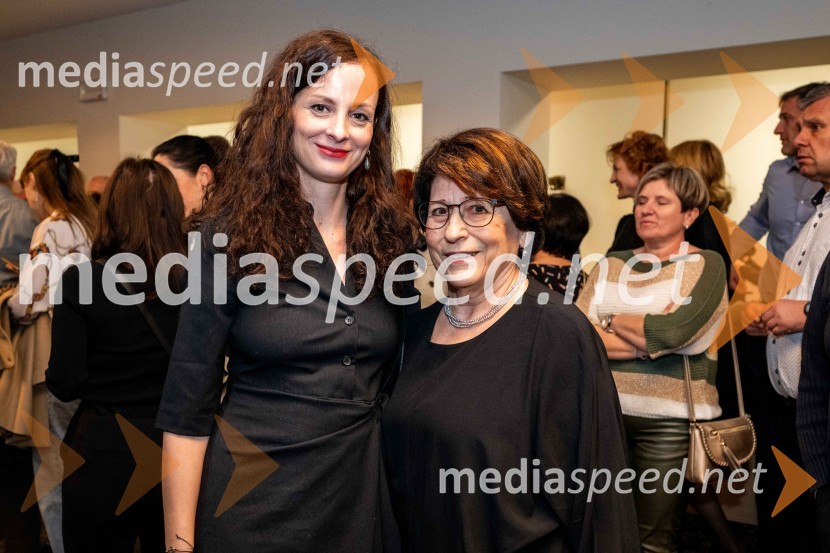  Daša Skrt, vodja programa SLG Celje;  ... Zaključek in nagrajenci 32. Dnevov komedije: grenka komedija Paradiž velika zmagovalka festivala