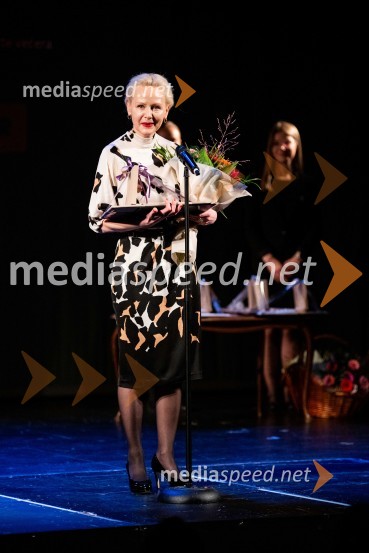  Polona  Juh, igralkaZaključek in nagrajenci 32. Dnevov komedije: grenka komedija Paradiž velika zmagovalka festivala