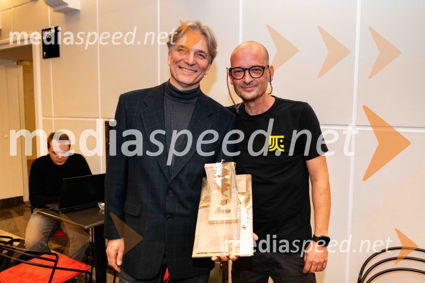  Rastko Krošl, igralec;  Miha Golob, upravnik in umetniški vodja, SLG CeljeZaključek in nagrajenci 32. Dnevov komedije: grenka komedija Paradiž velika zmagovalka festivala