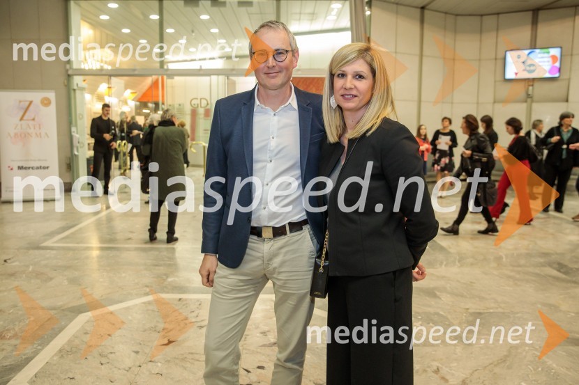 dr. Vid Simon Šelih, Kemijski inštitut;  ... Angleški komorni orkester, koncert v Cankarjevem domu