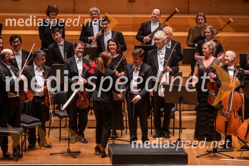  Julian Rachlin, violinist, violist in dirigentAngleški komorni orkester, koncert v Cankarjevem domu