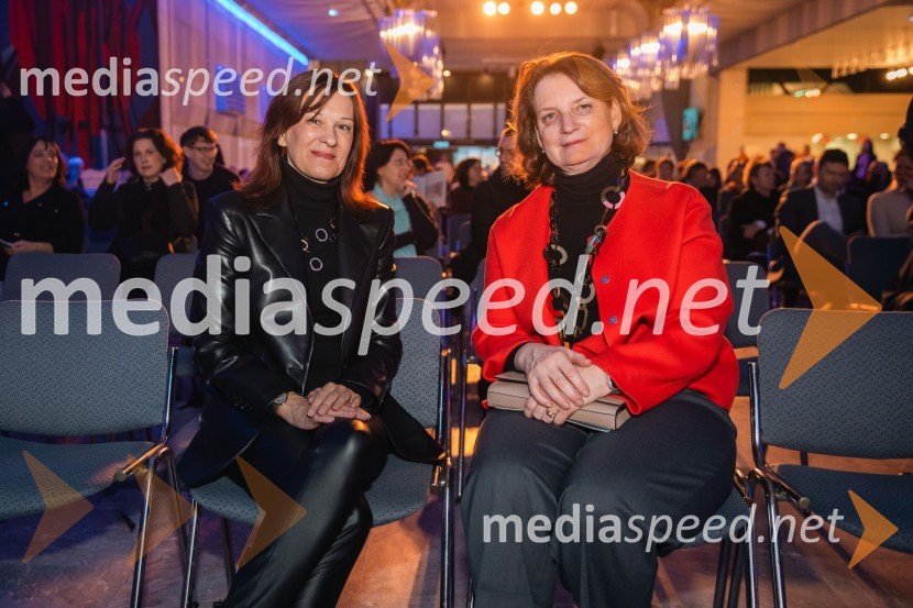  Sonja Reiser-Weinzettl, direktorica, Avstrijski kulturni forum Ljubljana; mag. Elisabeth Ellison-Kramer, avstrijska veleposlanica v SlovenijiOdprtje razstave Marie Lassnig v Cankarjevem domu