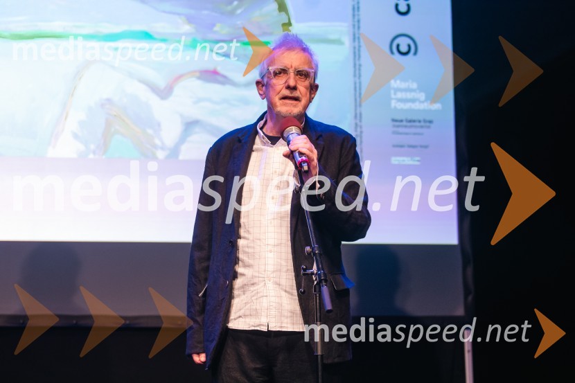  Peter Pakesch, avstrijski kustos razstave, direktor muzeja in direktor fundacije fundacije Maria LassnigOdprtje razstave Marie Lassnig v Cankarjevem domu