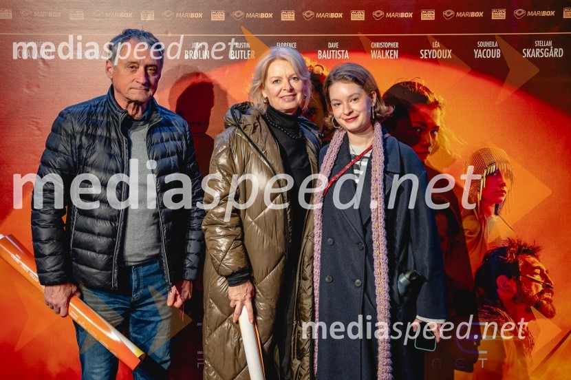 prof. dr. Dušan  Lesjak, univerzitetni profesor;  Bernarda Lesjak ;  ... Predpremiera DUNE: Peščeni planet, 2. del navdušila v Mariboxu