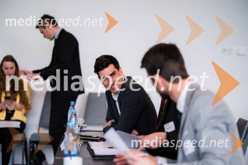  Andrej Petek, CFA, član uprave Triglav SkladiCFA Research Challenge 2023/2024