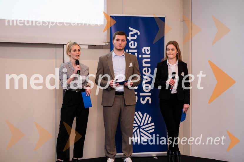  Kim Bokalič;  Elia Chimenti;  Iza MatkoCFA Research Challenge 2023/2024