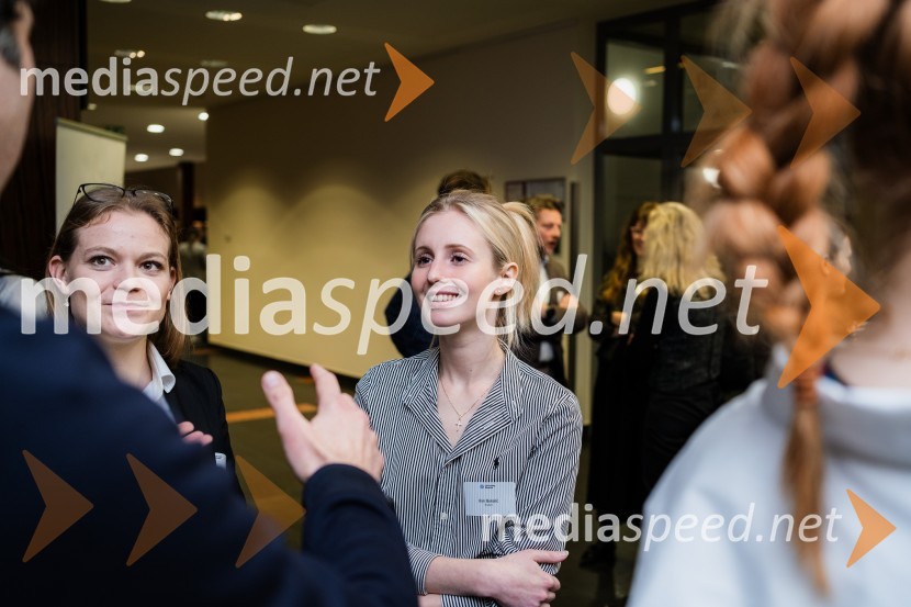  Kim BokaličCFA Research Challenge 2023/2024