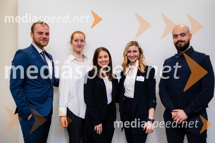  Aleksandar Toplichanski;  Dominika Virt;  Ajda Lipnik;  Dorotea Pittner;  Anej GrašičCFA Research Challenge 2023/2024