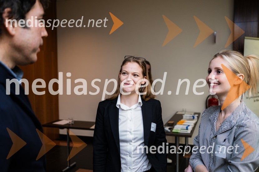  Iza Matko;  Kim BokaličCFA Research Challenge 2023/2024