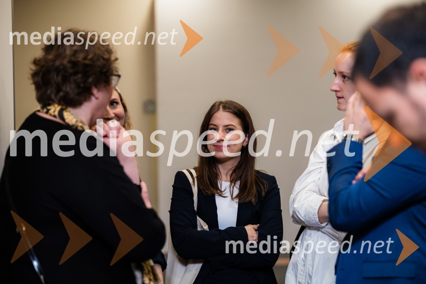  Ajda LipnikCFA Research Challenge 2023/2024