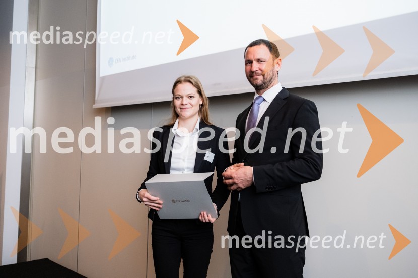  Iza Matko; dr. Primož Dolenc, Banka SlovenijeCFA Research Challenge 2023/2024