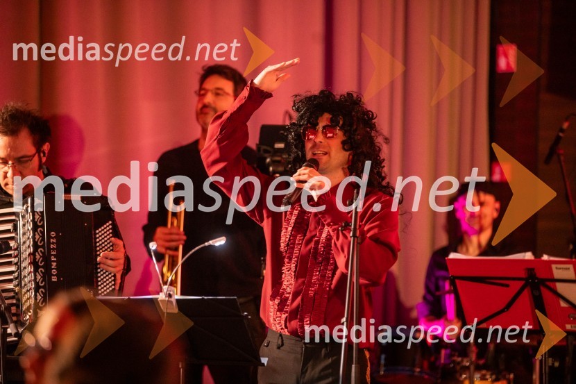  Tilen Artač, imitator, glasbenikIzbran produkt leta 2024