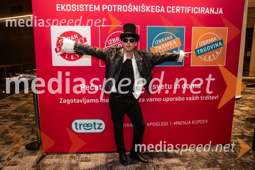  Tilen Artač, imitator, glasbenikIzbran produkt leta 2024