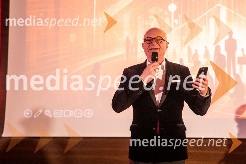  Philippe Gelder, ustanovitelj, Izbrani produkt letaIzbran produkt leta 2024