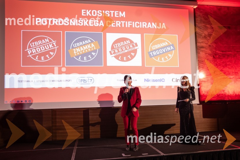  Tilen Artač, imitator, glasbenik;  Bernarda Žarn, voditeljicaIzbran produkt leta 2024