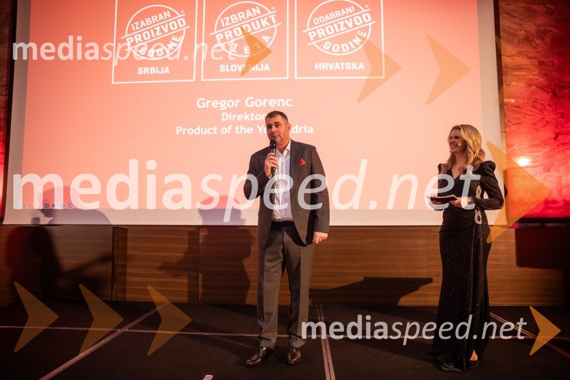  ... ;  Bernarda Žarn, voditeljicaIzbran produkt leta 2024