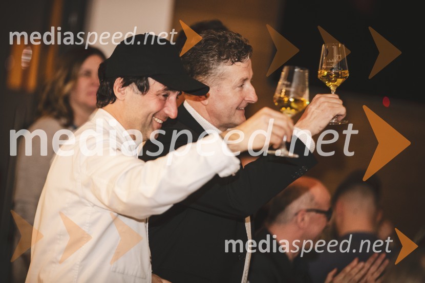  Tomaž Kavčič, kuharski mojster, Pri Lojzetu, Zemono, podpredsednik BASS;  Danilo Steyer,   vinar, Steyer Vina; vinski vitez, predsednik Vinske reprezentance SlovenijeSteyerjev tradicionalni kulinarični večer s Tomažem Kavčičem