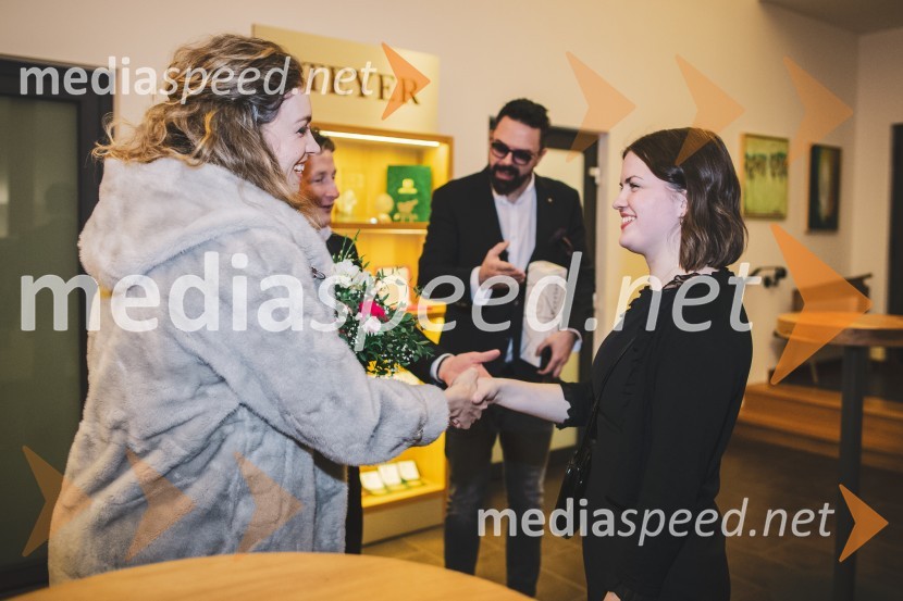  Hana Huljić;  Petar Grašo, pevec;  Vaneja Steyer, Steyer VinaSteyerjev tradicionalni kulinarični večer s Tomažem Kavčičem