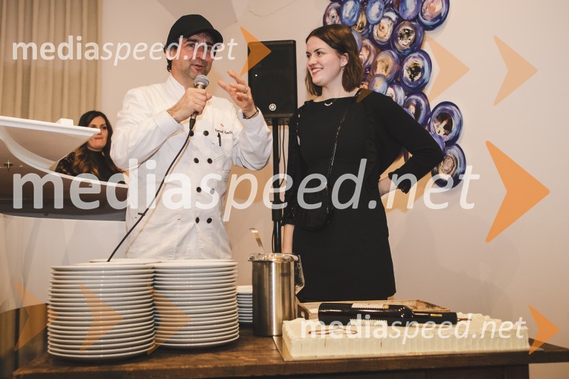  Tomaž Kavčič, kuharski mojster, Pri Lojzetu, Zemono, podpredsednik BASS;  Vaneja Steyer, Steyer VinaSteyerjev tradicionalni kulinarični večer s Tomažem Kavčičem