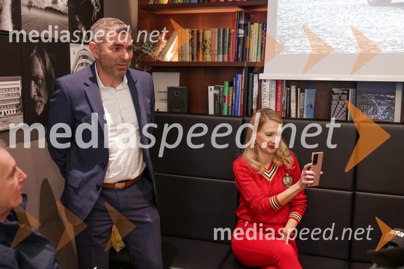  Uroš Mravinec, Avto Triglav d.o.o.;  Maja Ferme, modna oblikovalkaAlfa Romeo in modna hiša Ferme združujeta poti