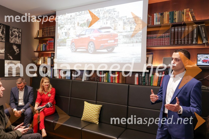  Uroš Mravinec, Avto Triglav d.o.o.;  Maja Ferme, modna oblikovalka;  ... Alfa Romeo in modna hiša Ferme združujeta poti