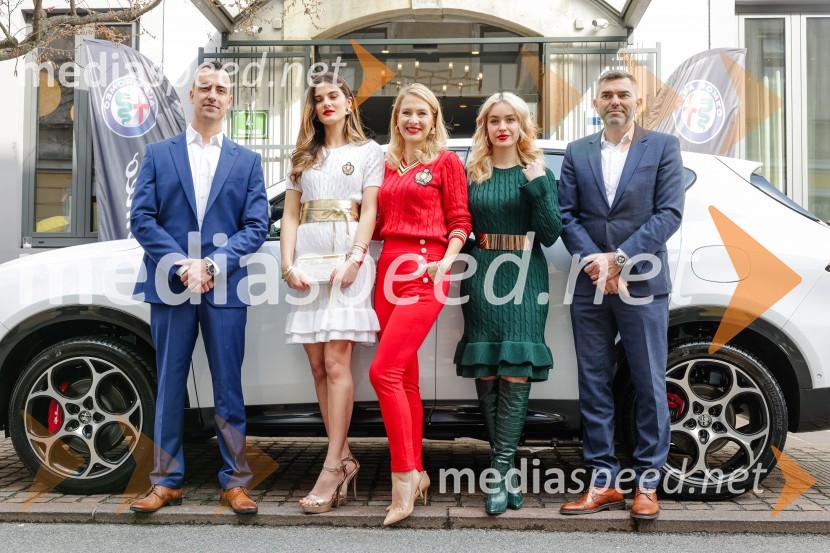  ... ;  Lea Prstec, manekenka;  Maja Ferme, modna oblikovalka;  Jutra Zorc, manekenka;  Uroš Mravinec, Avto Triglav d.o.o.Alfa Romeo in modna hiša Ferme združujeta poti